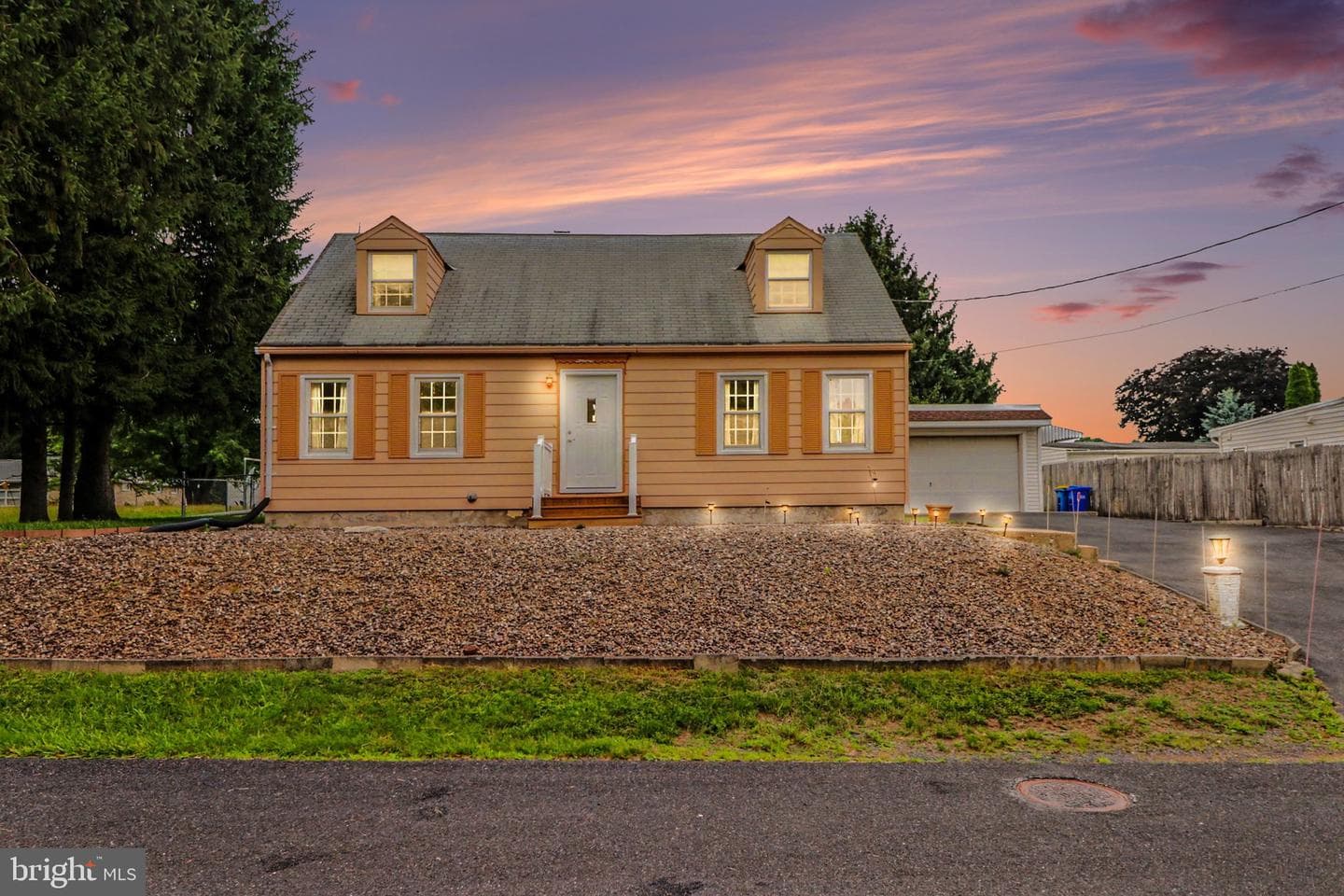 114 Maple Drive photo 1