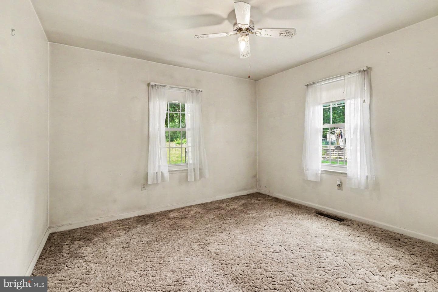 114 Maple Drive photo 11