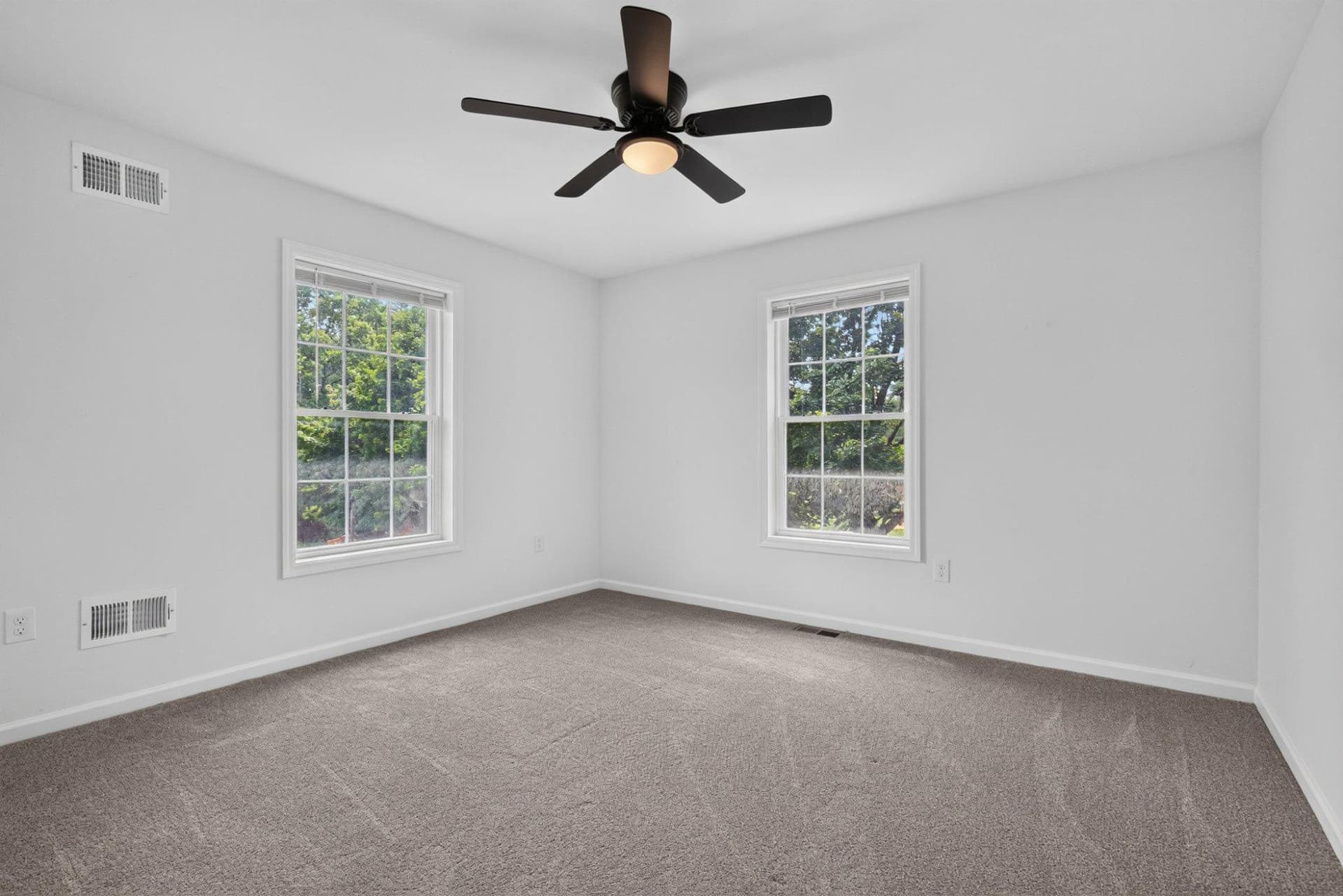 191 Greenview Drive photo 16