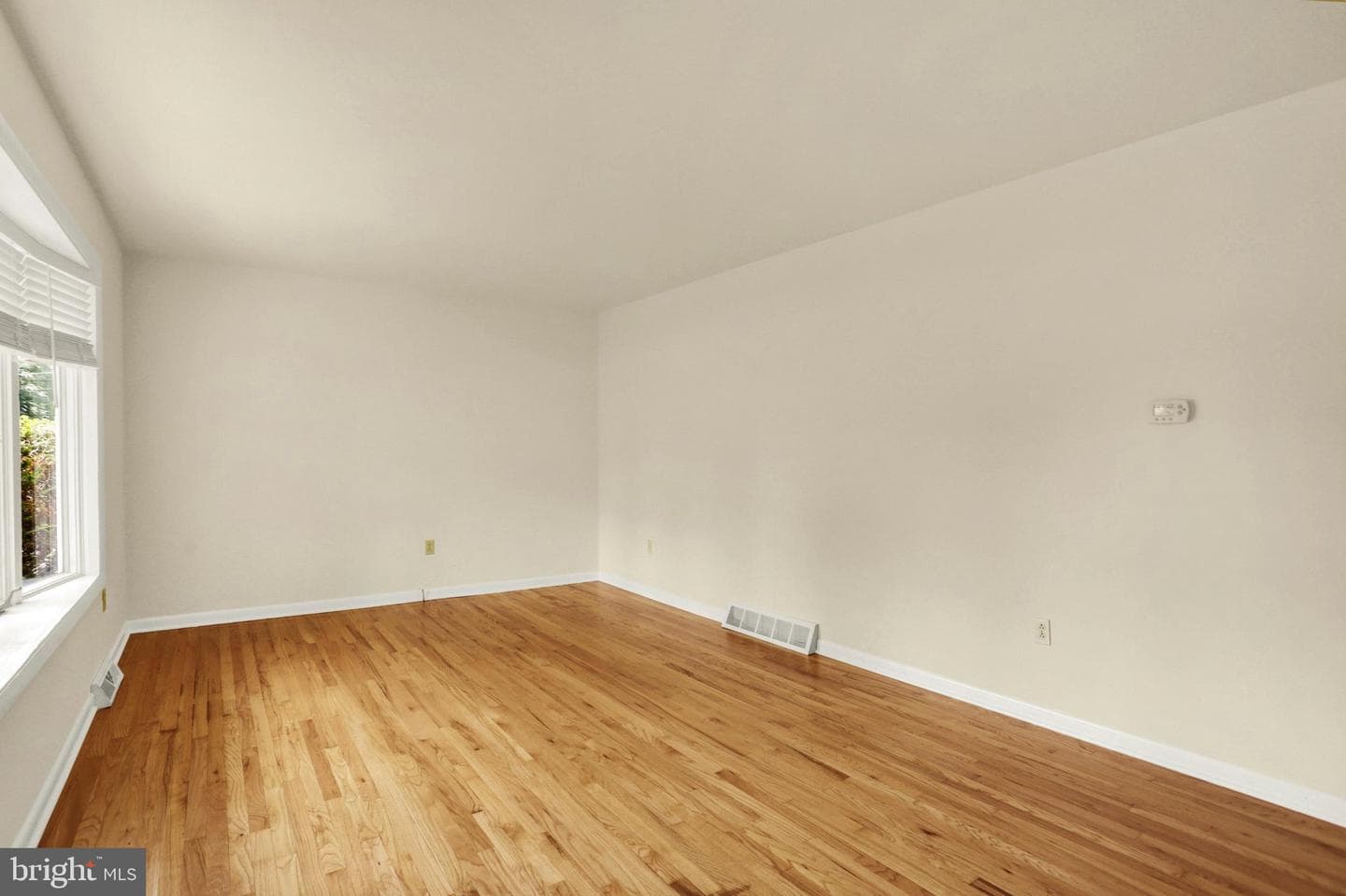 1 E Woodland Drive photo 13