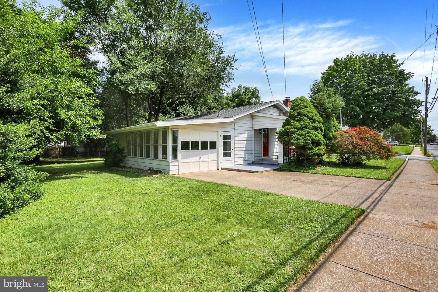 1 E Woodland Drive photo 3