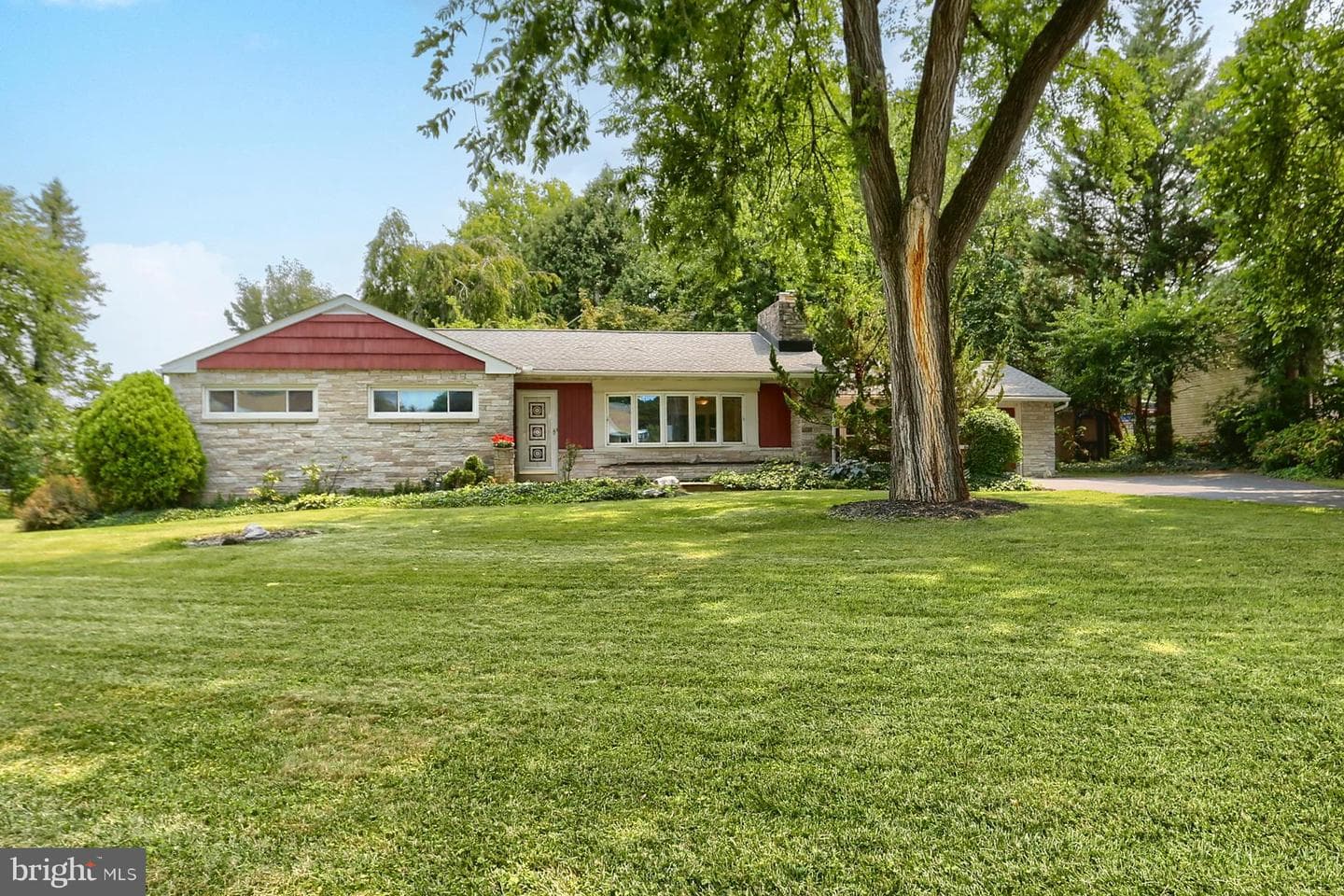 238 Haldeman Avenue photo 1