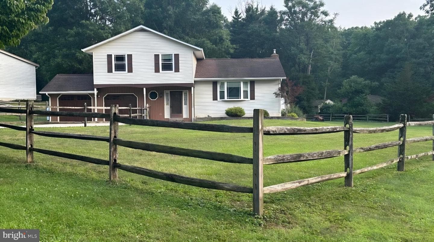 1142 Petersburg Road photo 1