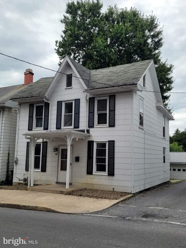 309 Burd Street photo 1
