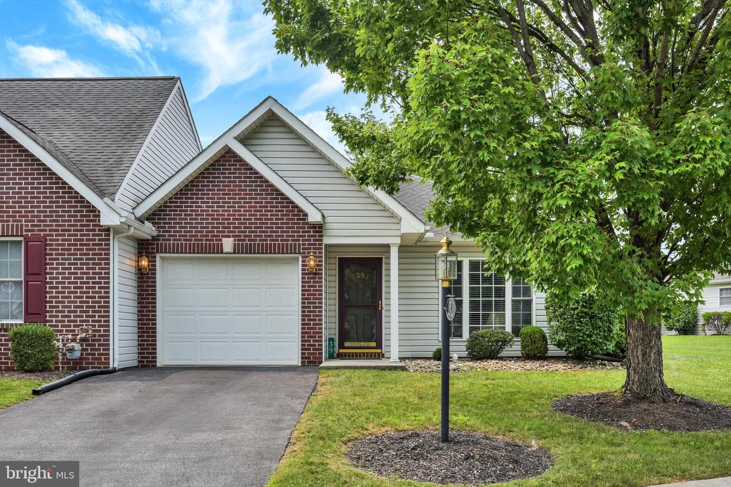 39 Burwick Drive photo 1