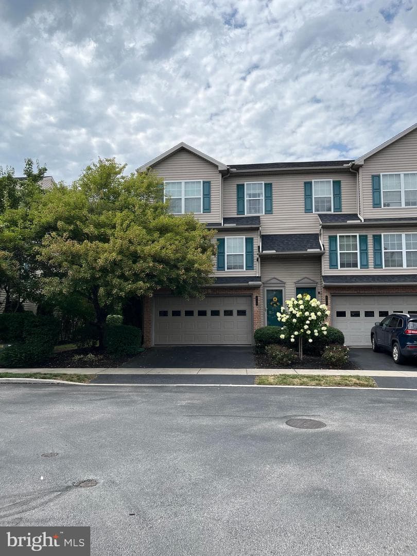 510 Meadow Croft Circle photo 1