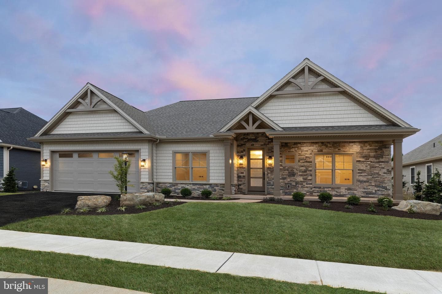 8 Jackson Court photo 1
