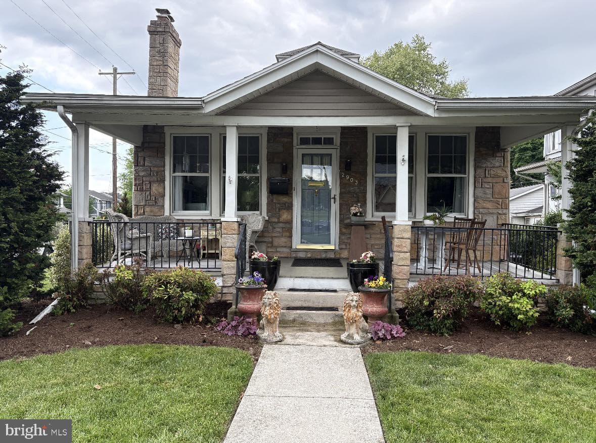 2903 Market Street photo 1