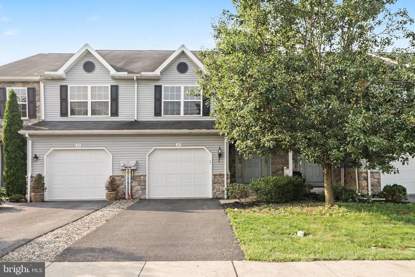 27 Lismore Place photo 1