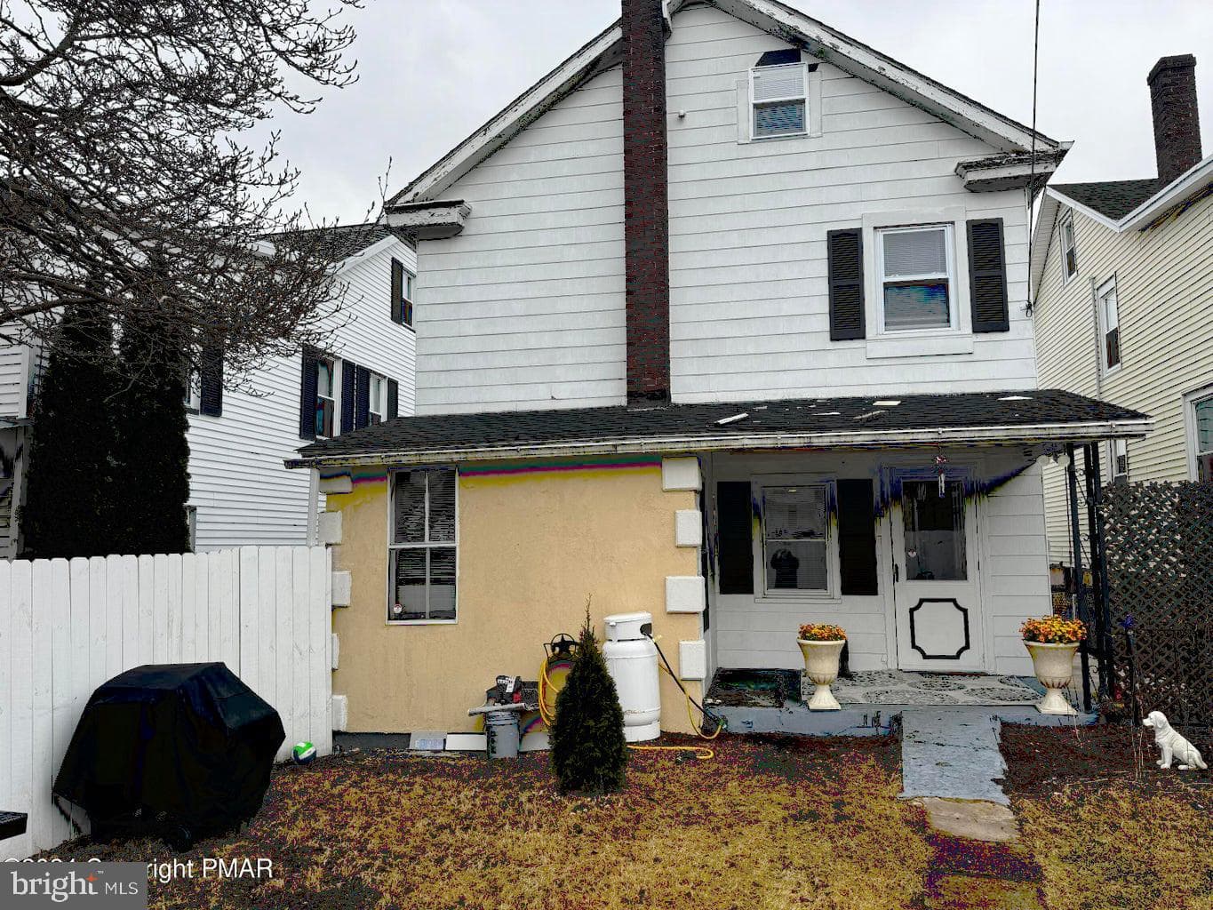 114 E Ludlow Street photo 36