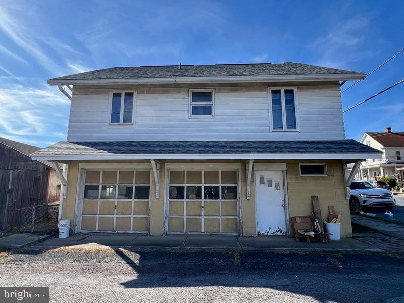 226 Coal Street photo 1