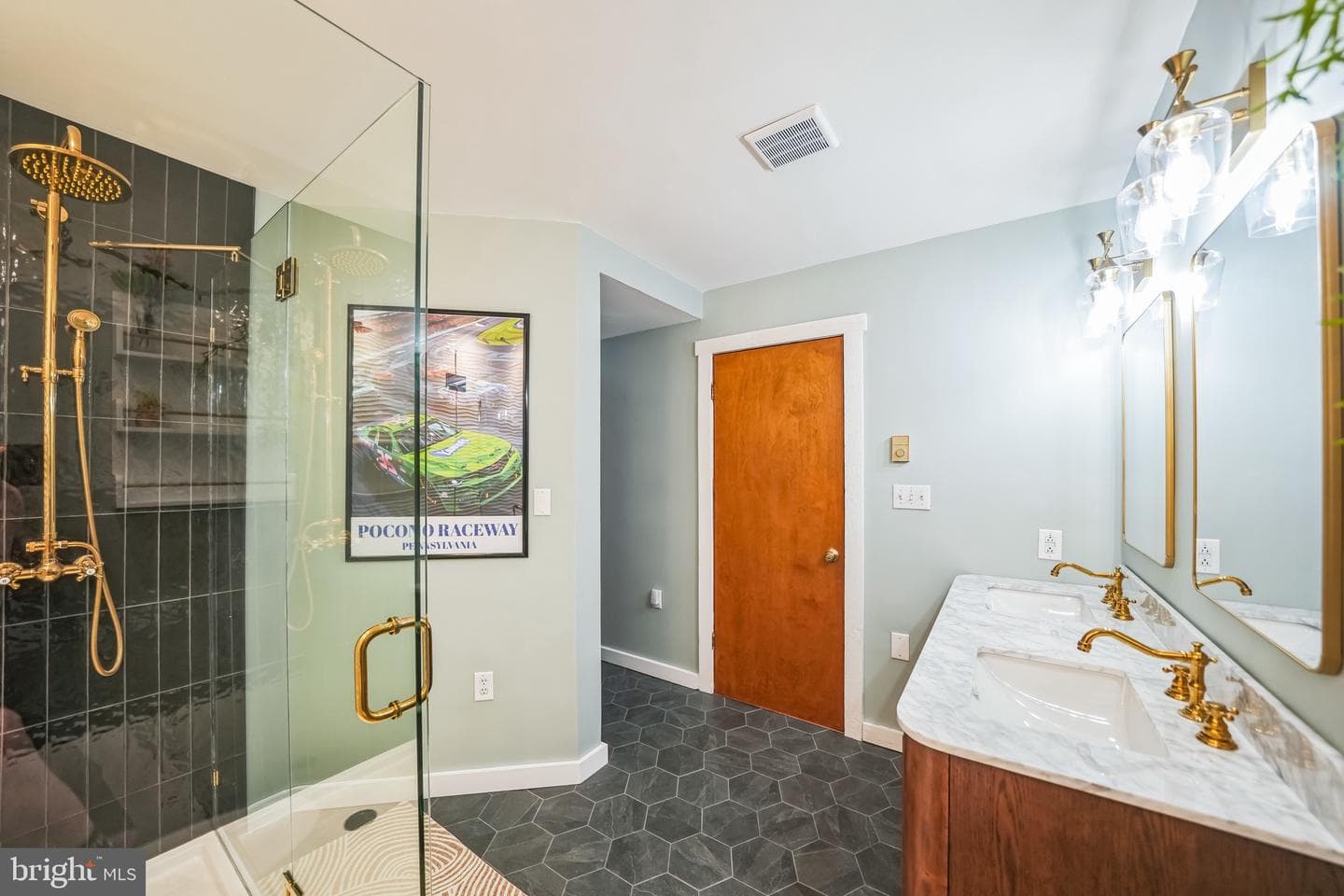 38 Dove Drive photo 30