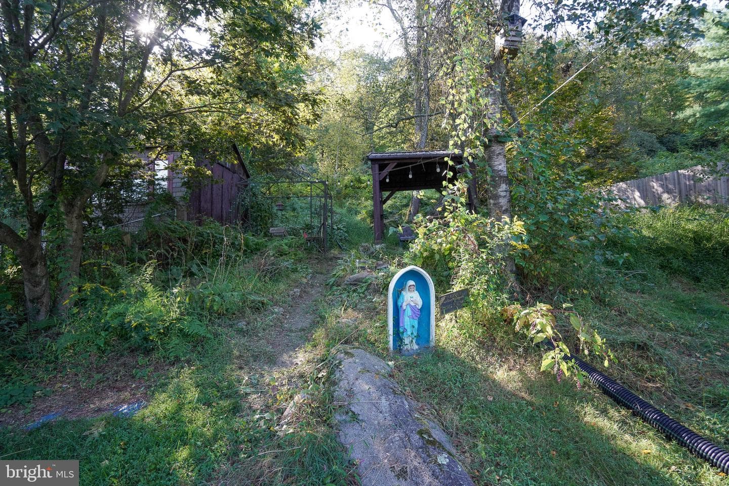 205 Yard Street photo 33