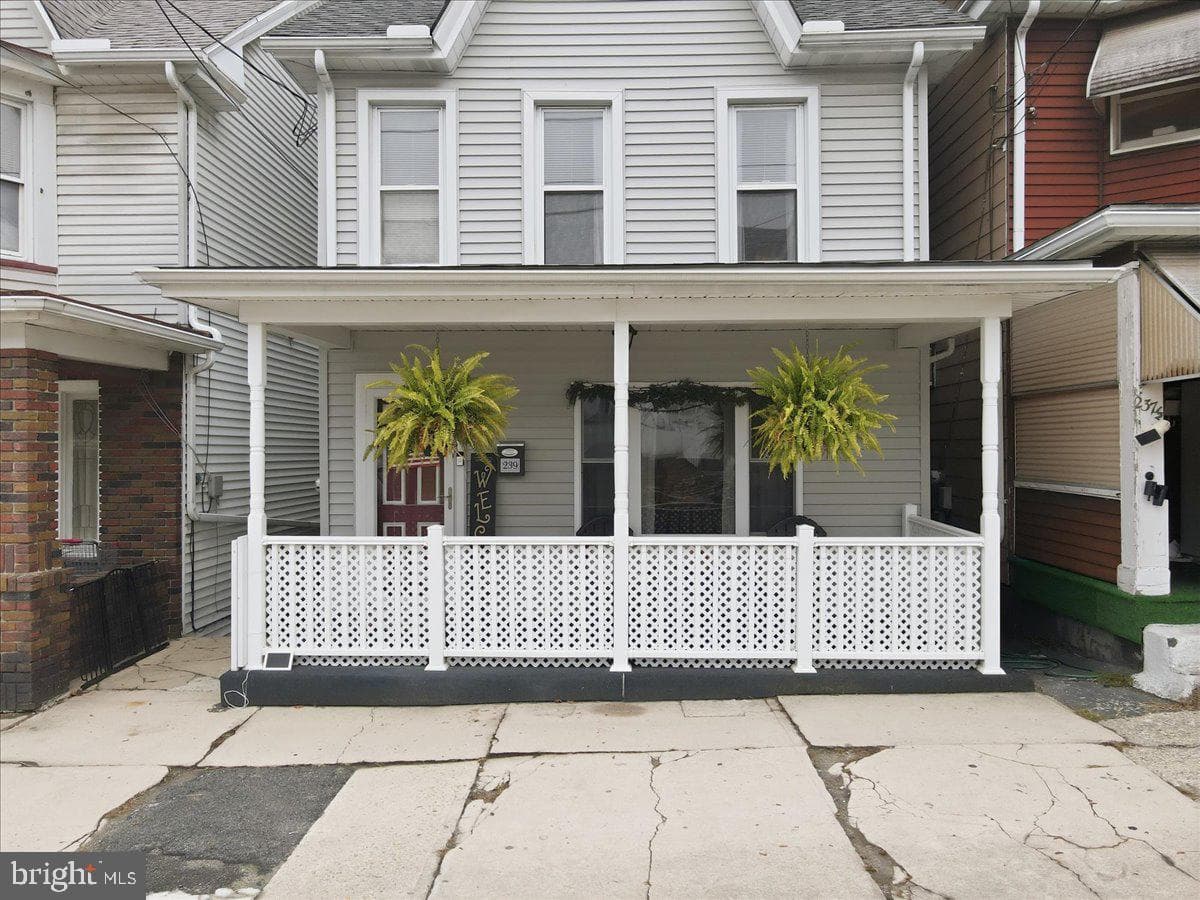 239 W Bertsch Street photo 10