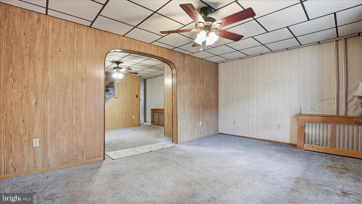 239 W Bertsch Street photo 19