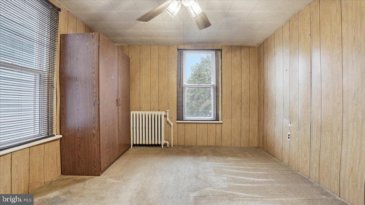239 W Bertsch Street photo 32