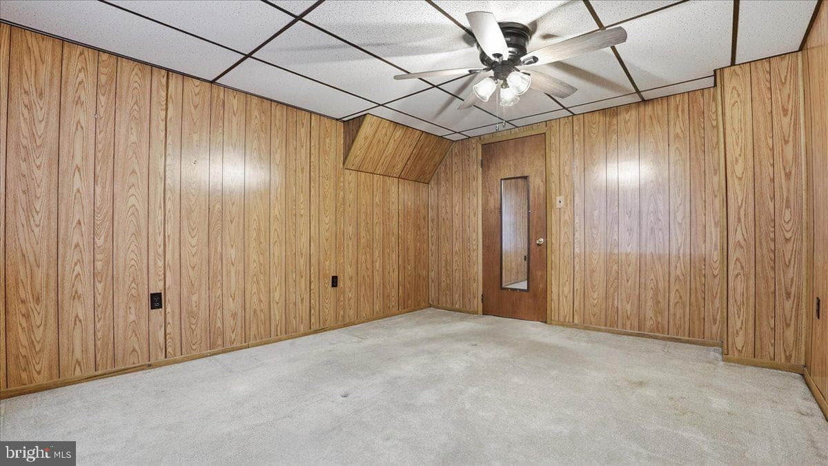 239 W Bertsch Street photo 45