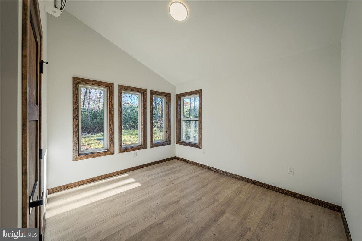 71 Forest Lake Drive photo 12