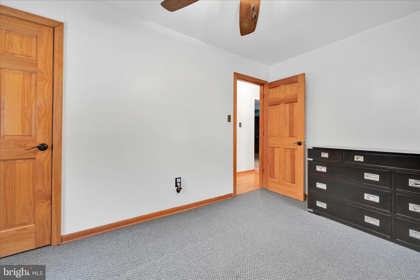 449 Lake Drive photo 21