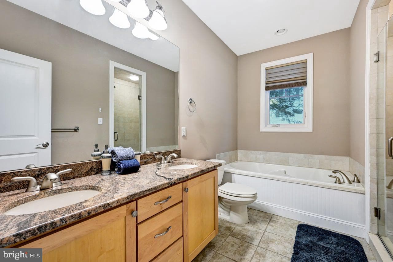 265 Longview Drive photo 42