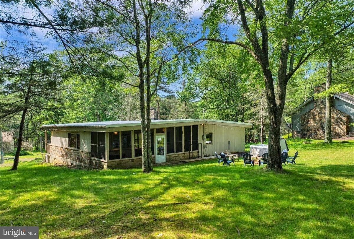 72 Forest Drive photo 2