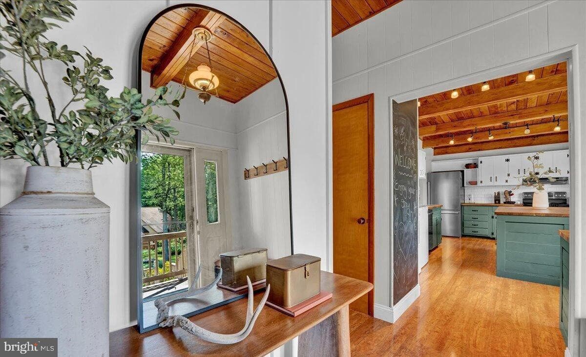 72 Forest Drive photo 3