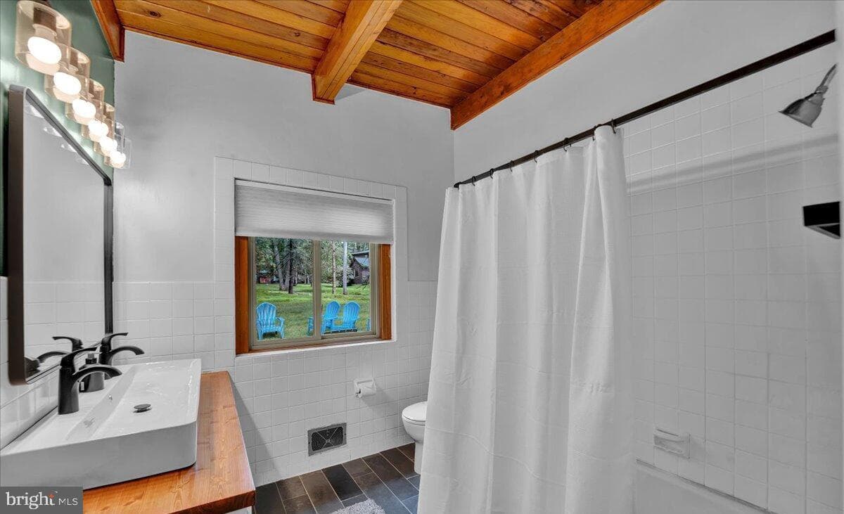 72 Forest Drive photo 34