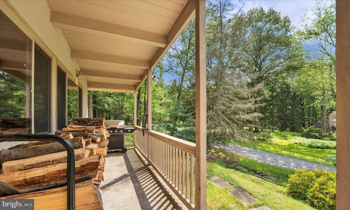 72 Forest Drive photo 51