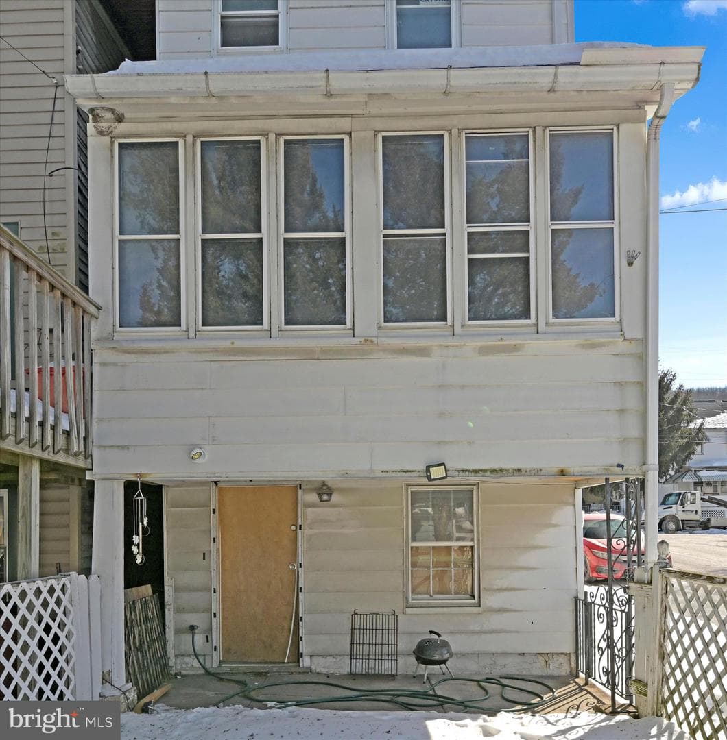 601 E Bertsch Street photo 29