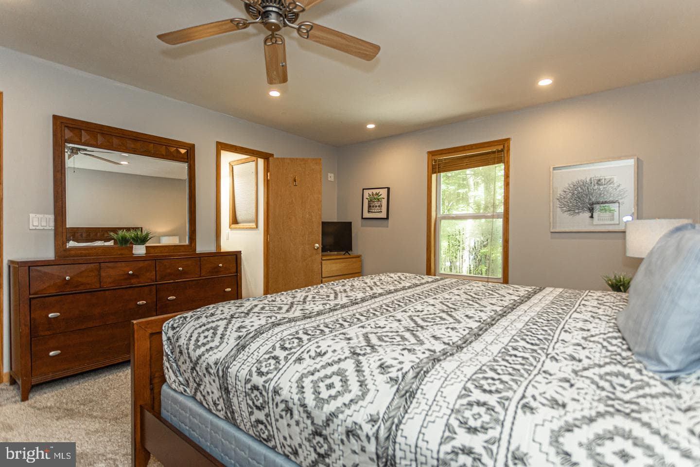 11 Key Glen photo 35