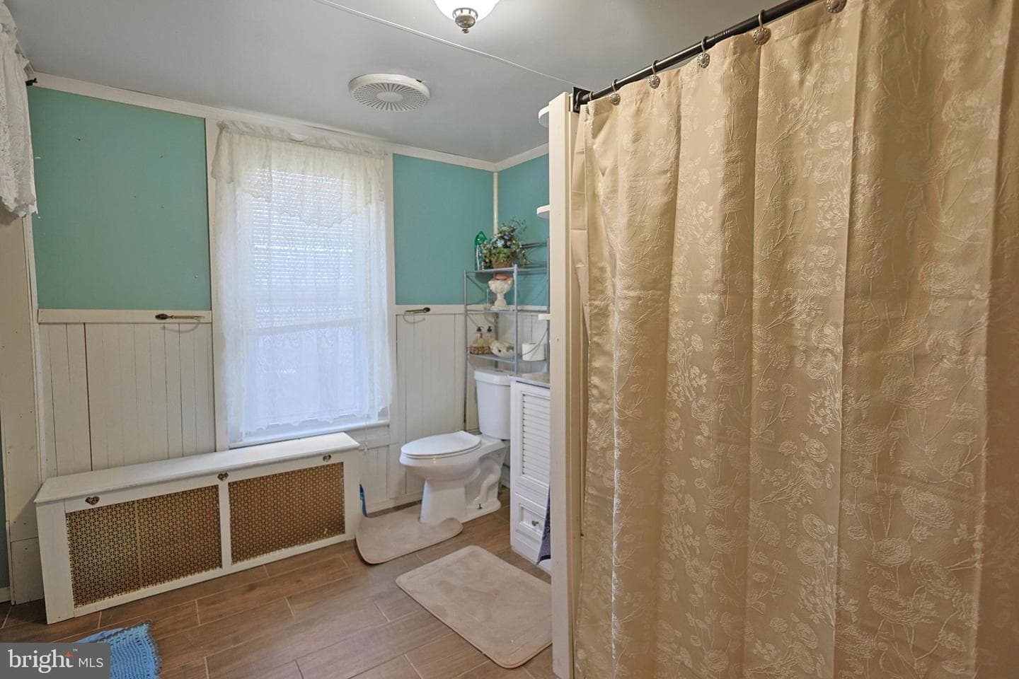 310 W Ludlow Street photo 19