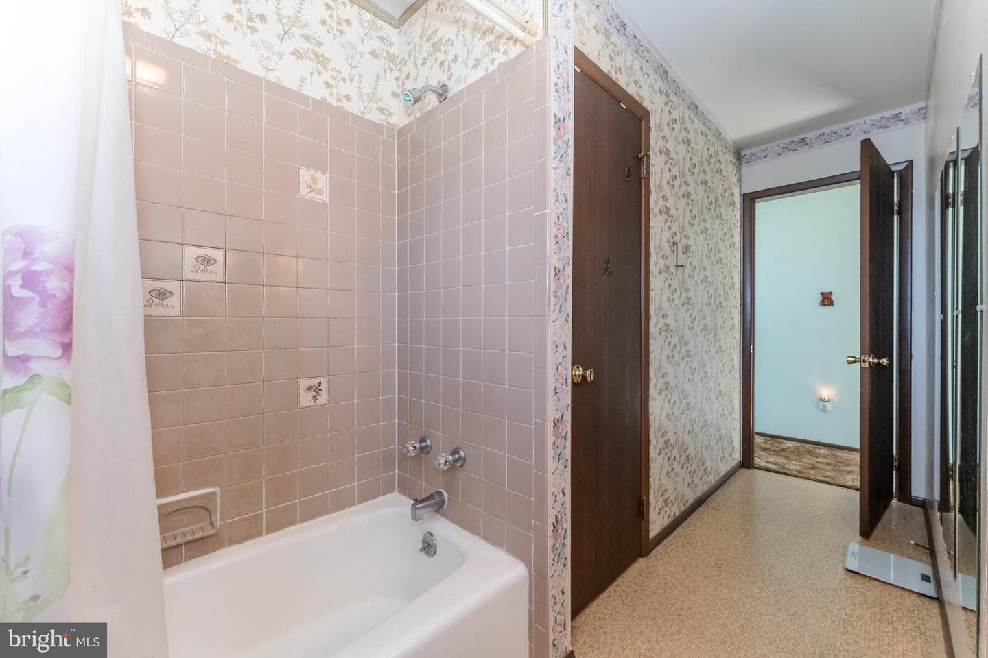 321 S Chestnut Street photo 24