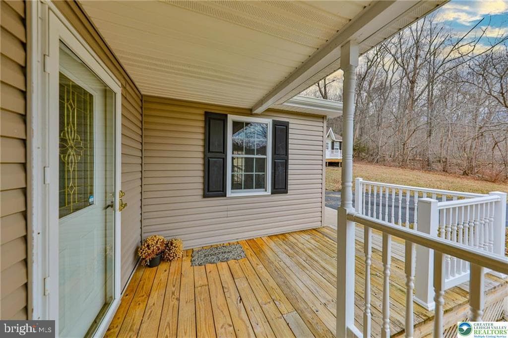 370 W White Bear Drive photo 7