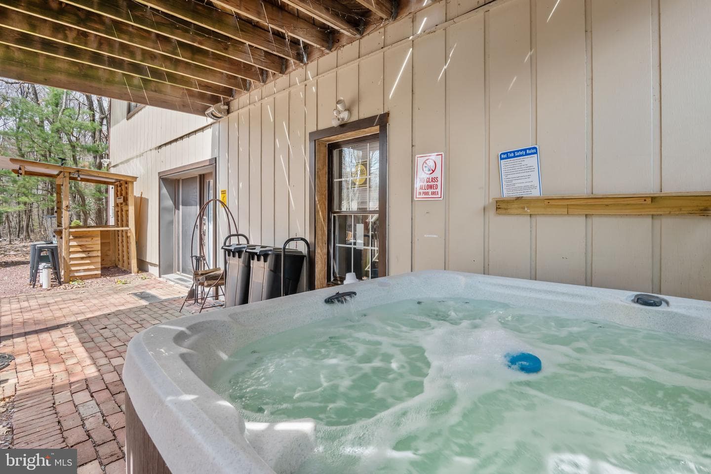 70 Pineknoll Drive photo 44