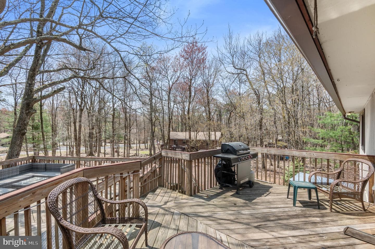 70 Pineknoll Drive photo 49