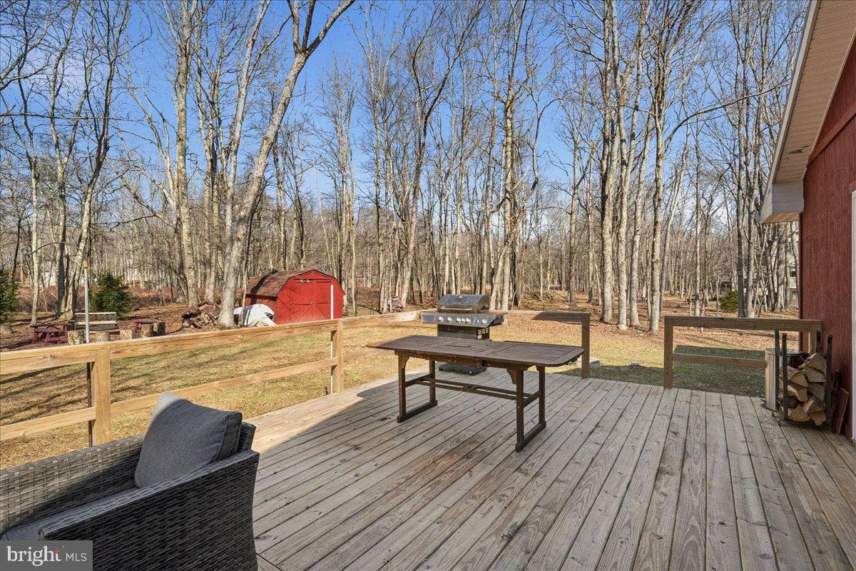 67 Spencer Lane photo 28
