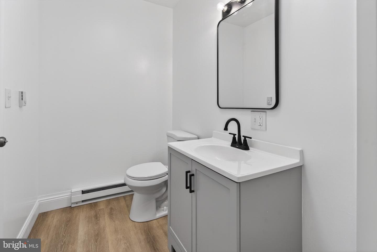 40 W Garibaldi Avenue photo 18