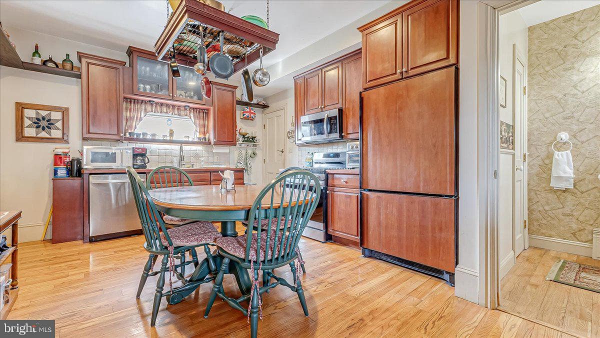 12 Chestnut Avenue photo 11