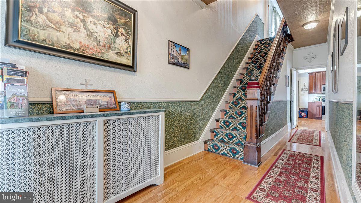 12 Chestnut Avenue photo 3
