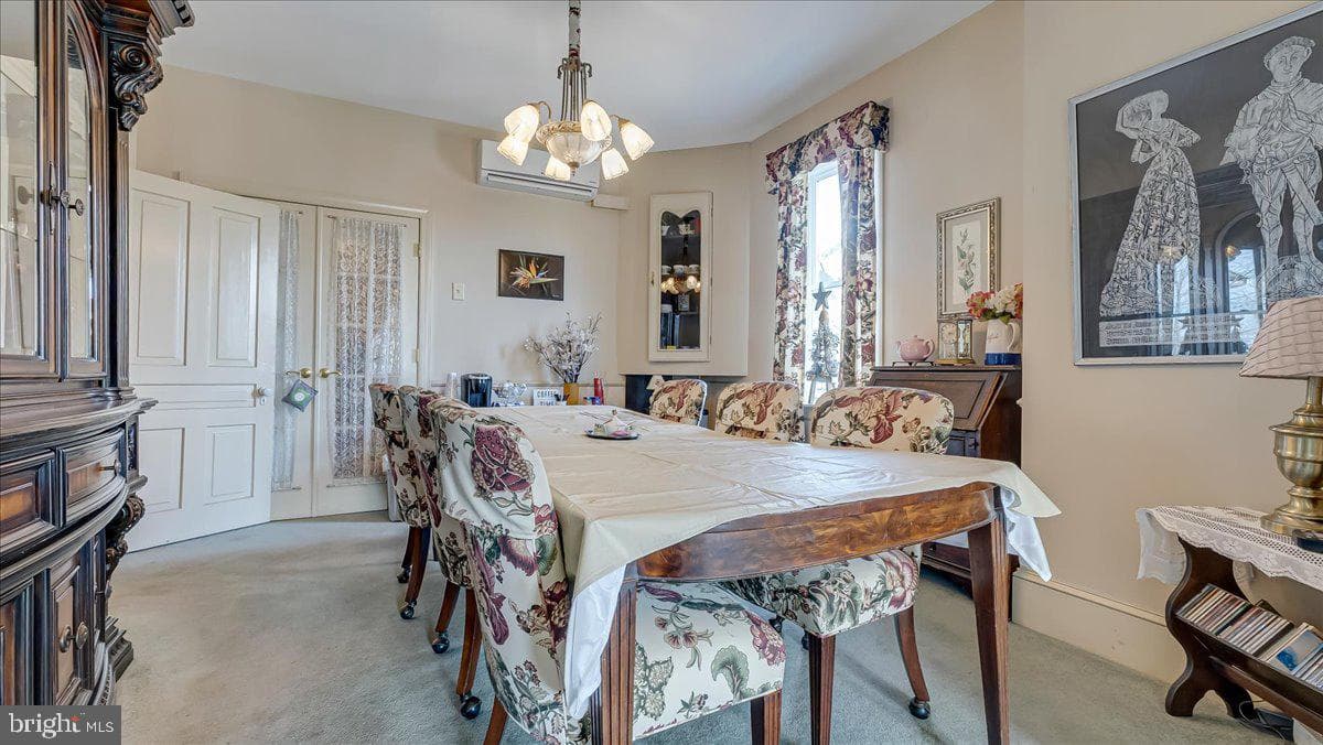 12 Chestnut Avenue photo 9