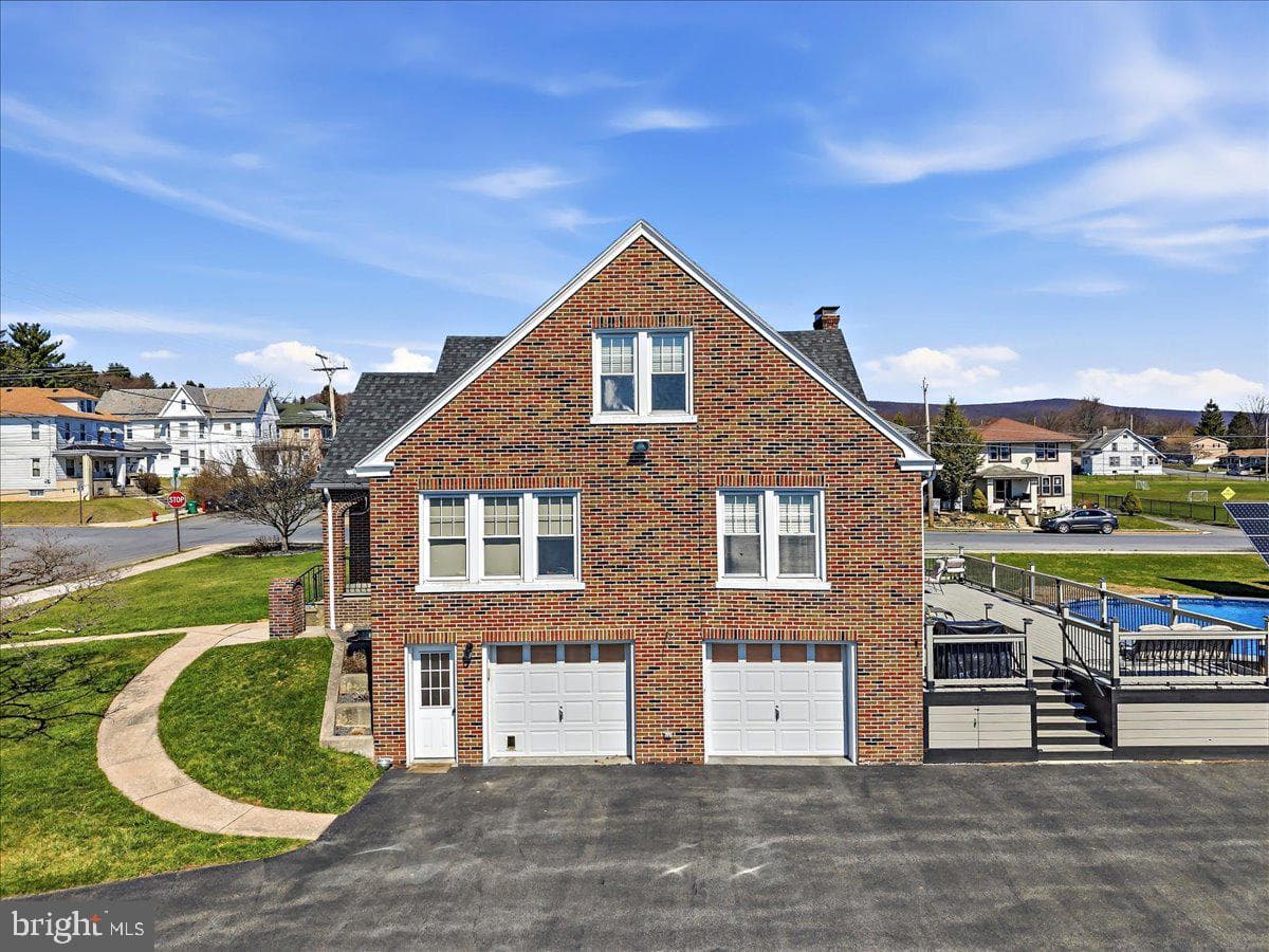 635 Coal Street photo 19