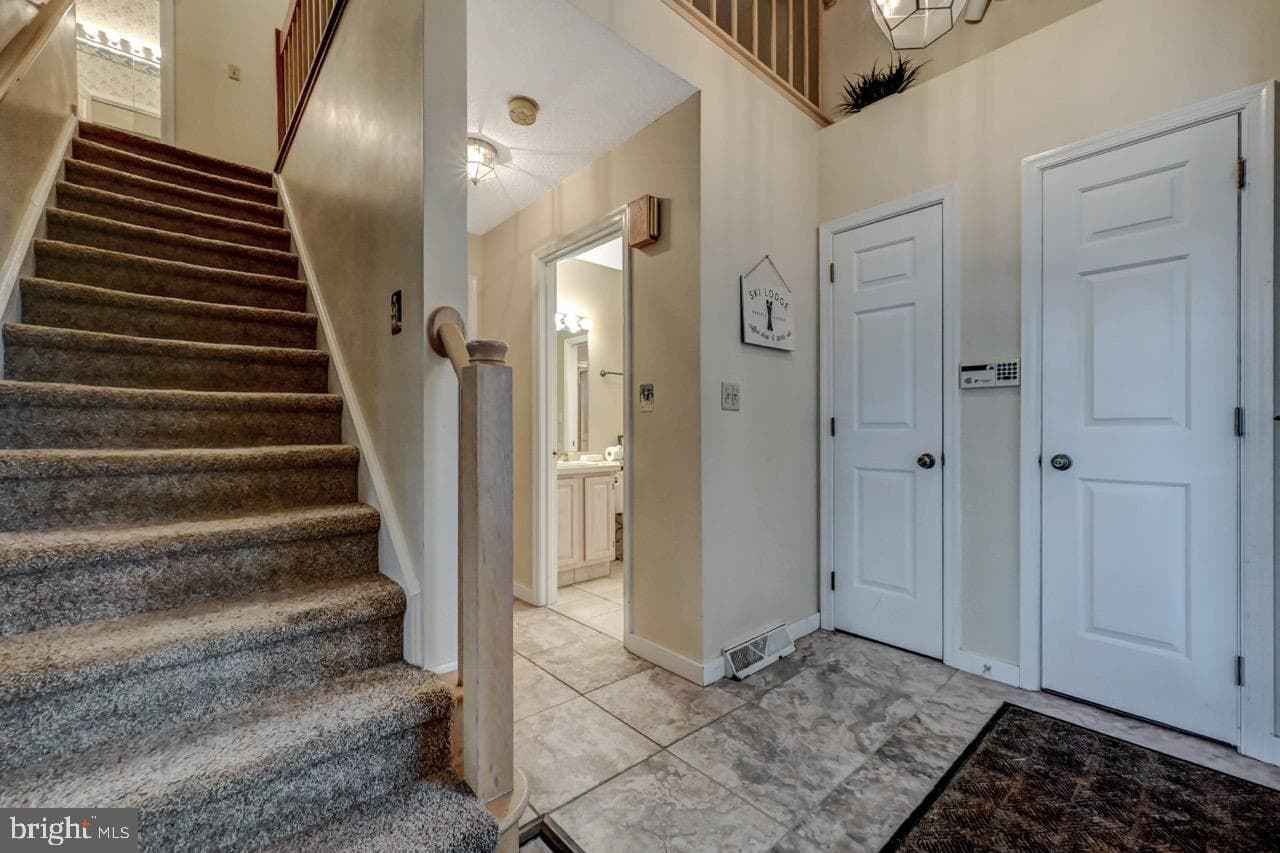 52 Laurelwoods Drive photo 20