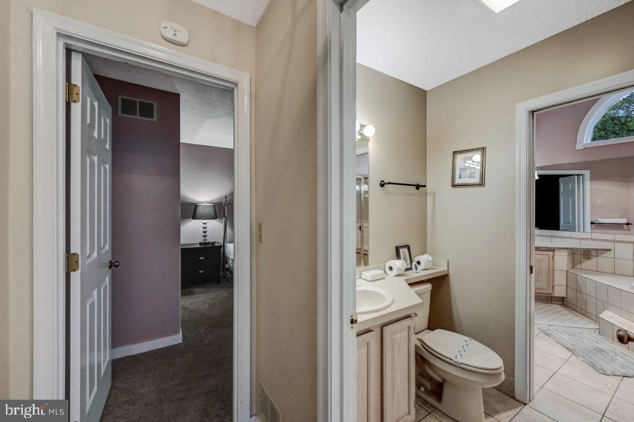 52 Laurelwoods Drive photo 33
