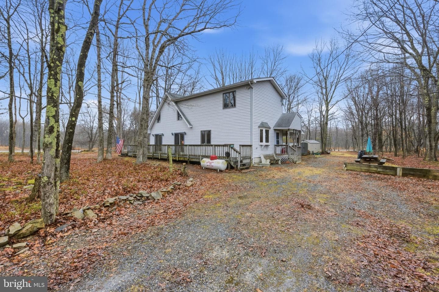 304 McKuen Way photo 11