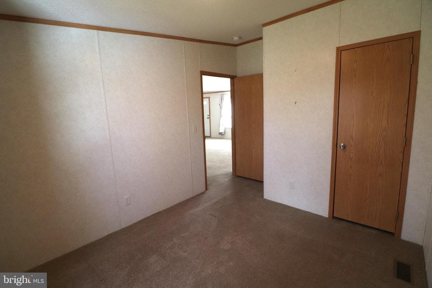 124 Ashley Lane photo 25