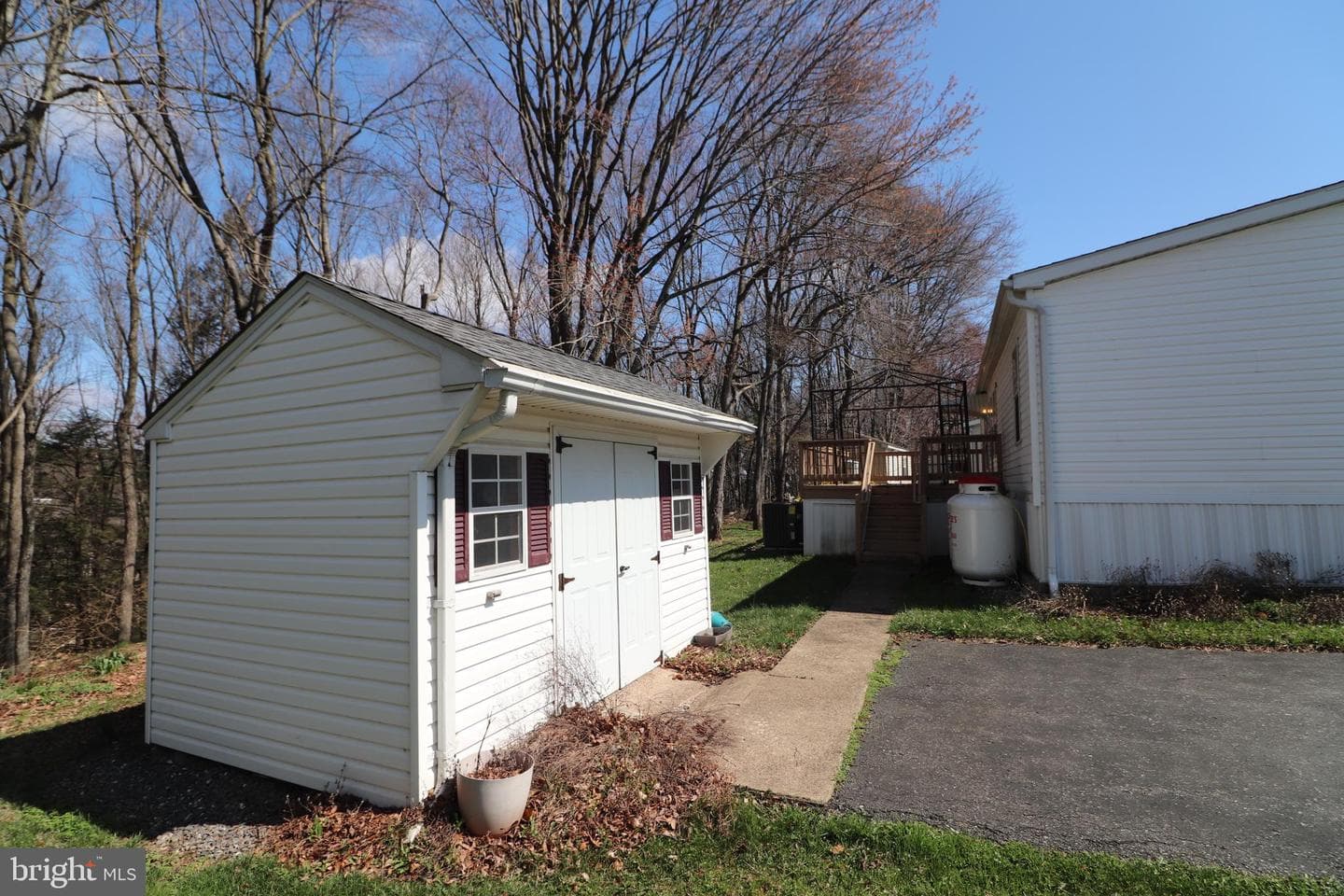 124 Ashley Lane photo 43