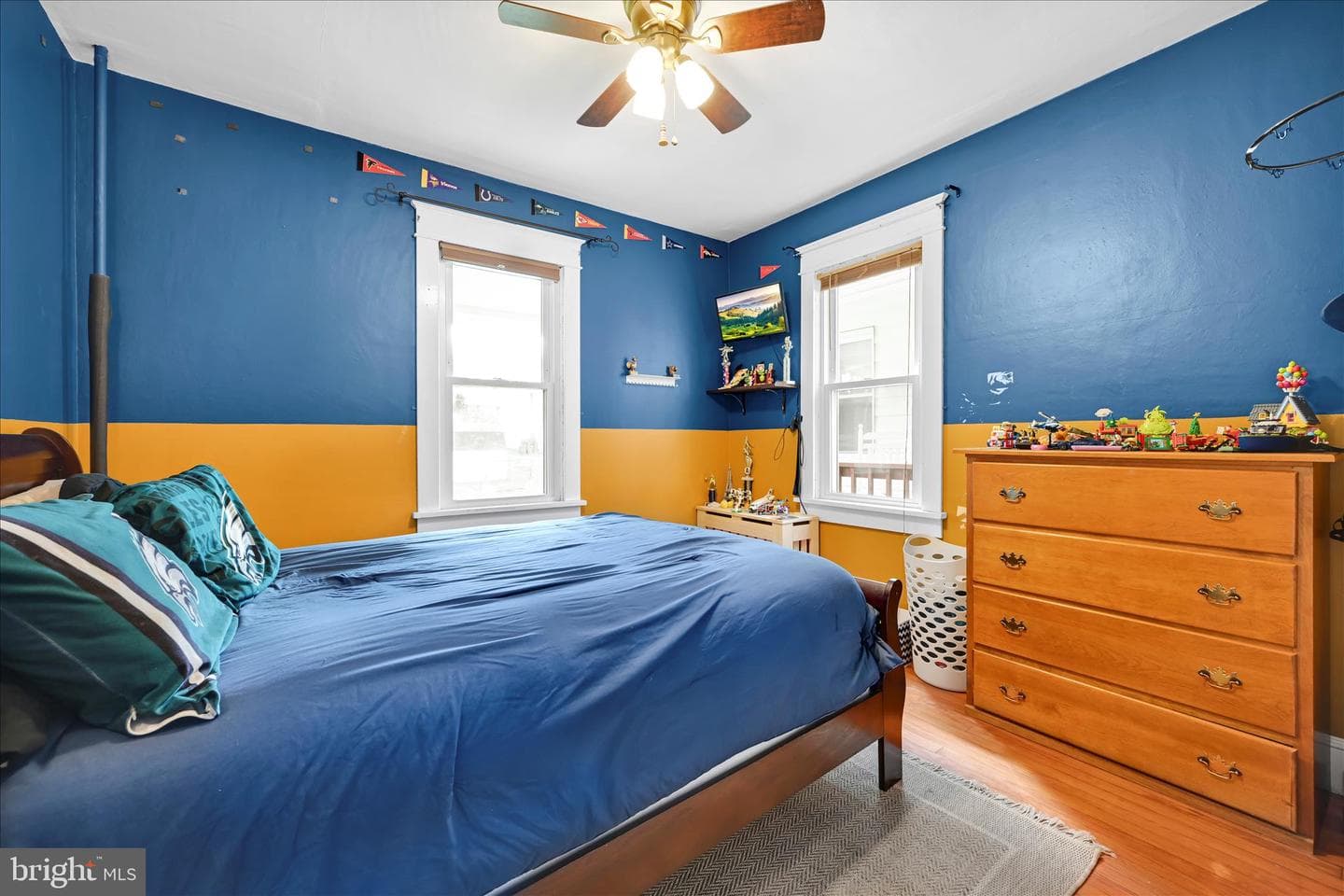 137 E Walter Street photo 16