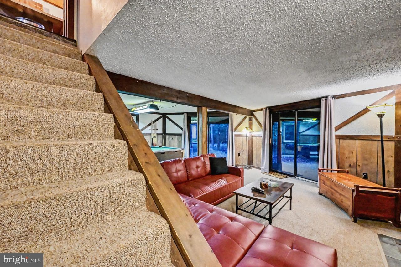 56 Dryden Drive photo 38