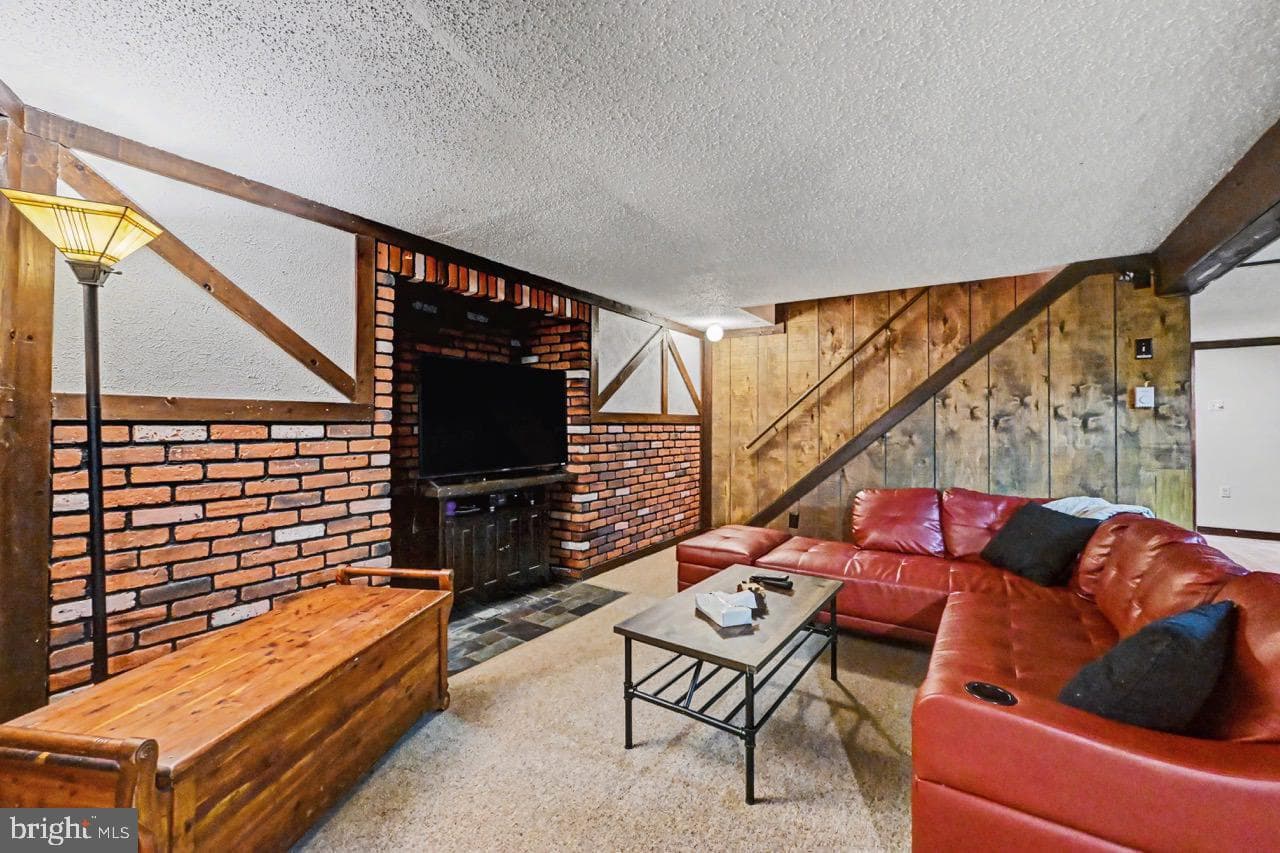 56 Dryden Drive photo 45