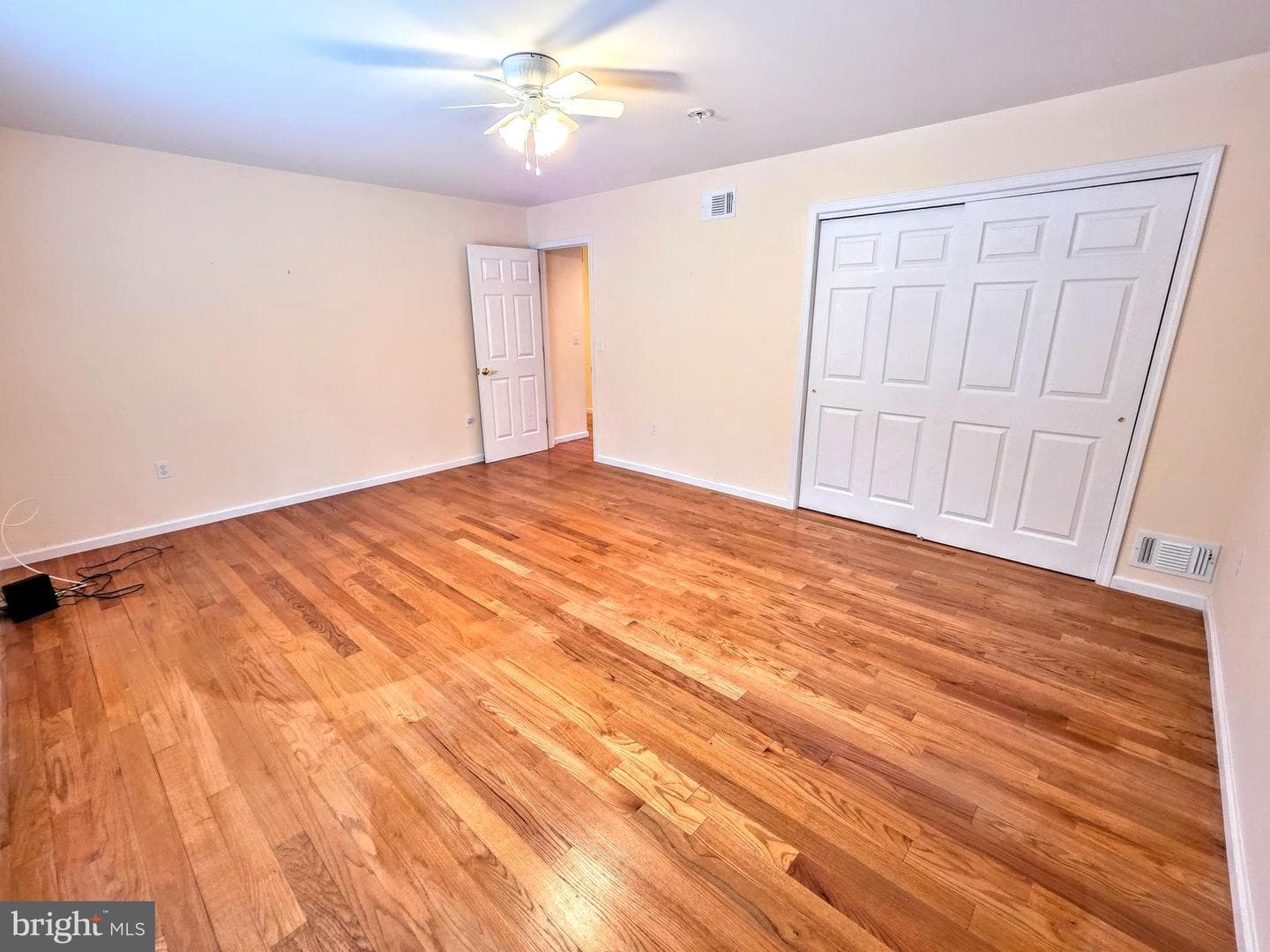 465 Green Street photo 50